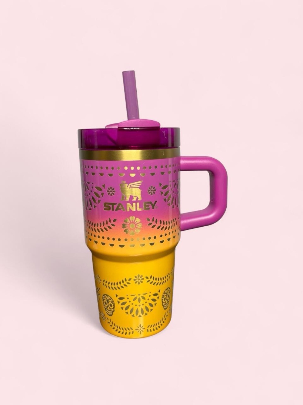 LIMITED EDITION Stanley Día de los Muertos Quencher 20 oz